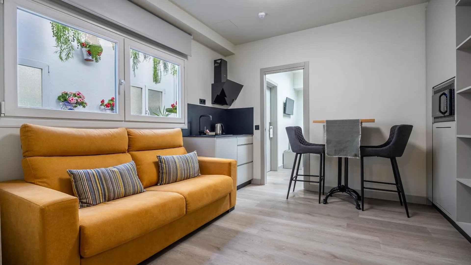 Atarazanas Malaga Boutique Hotel