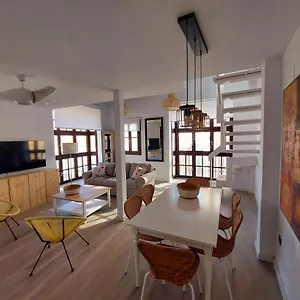 apartamentos-dona-elvira.1costadelsol.com/