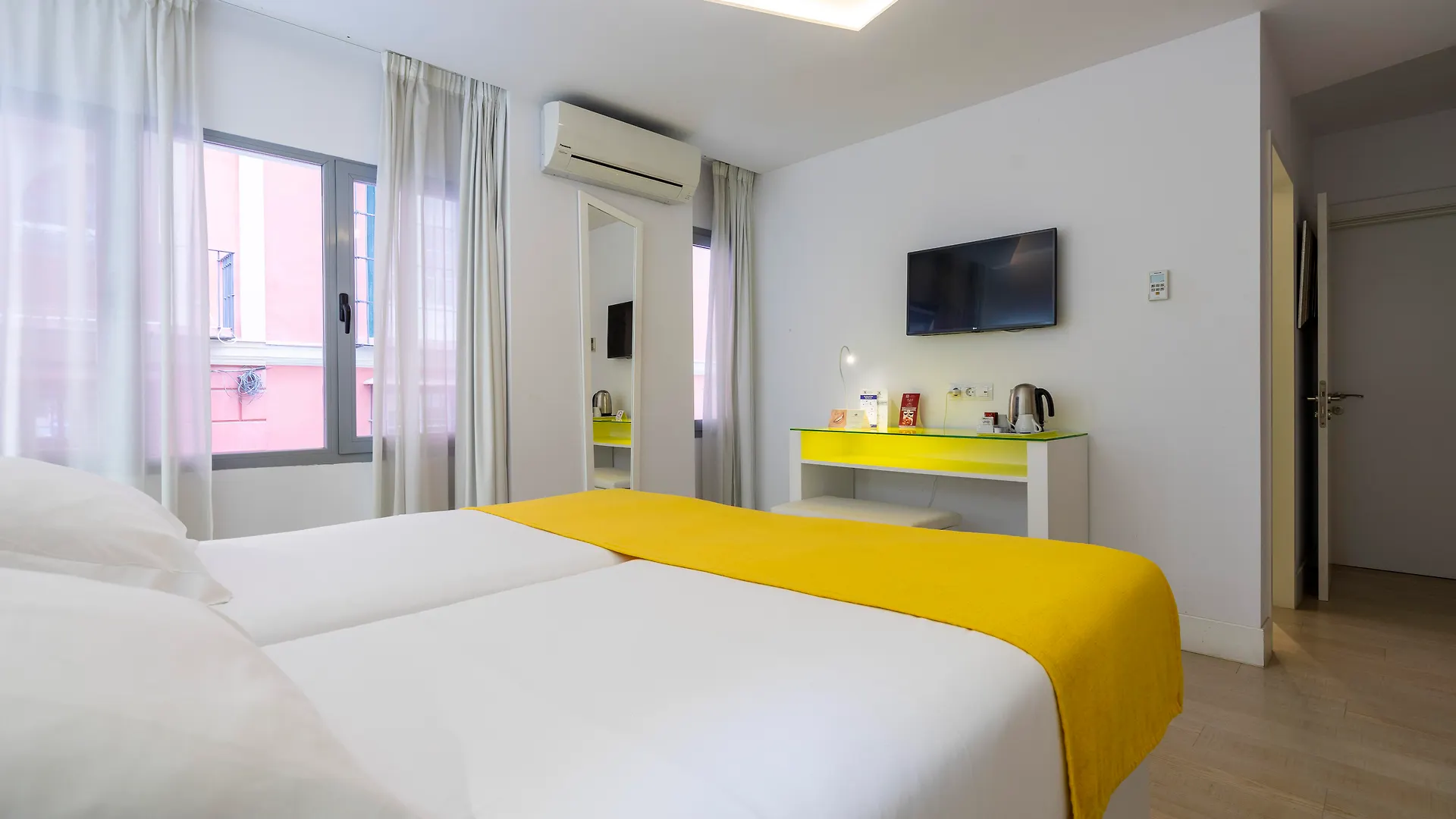Atarazanas Malaga Boutique Hotel ספרד
