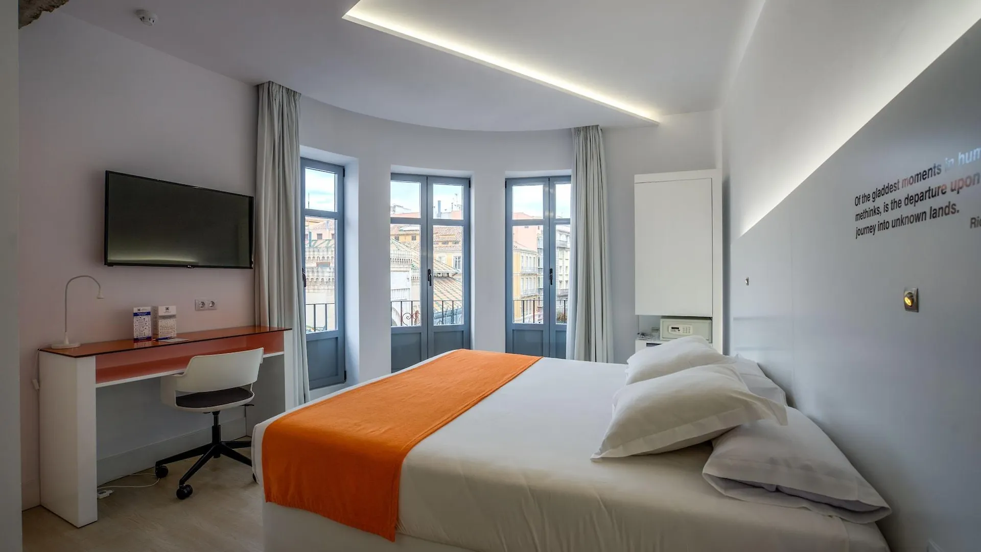 Atarazanas Malaga Boutique Hotel